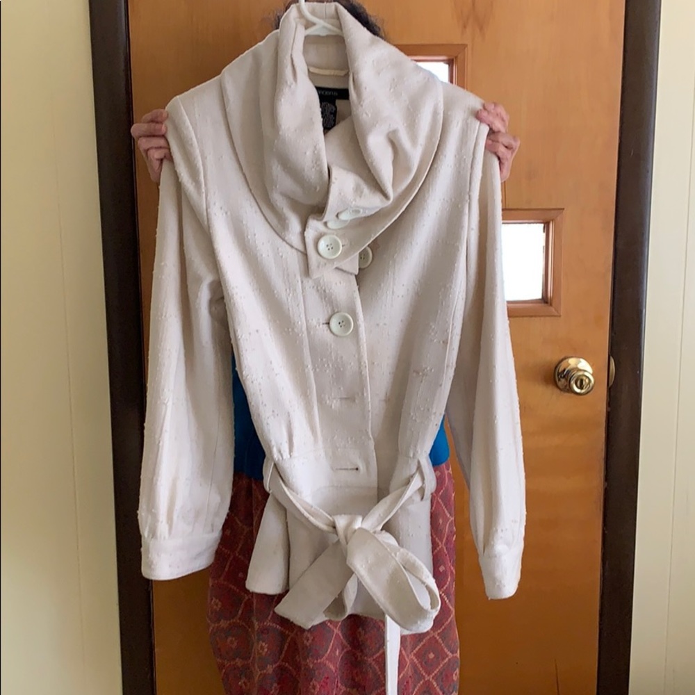 Arden B beautiful creme stylish jacket